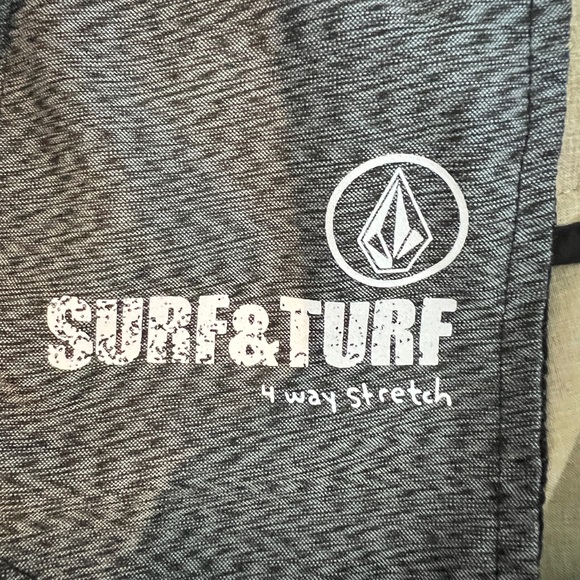 Boys Shorts | Size 12 / 26 Waist | Volcom Surf & Turf 4-way Stretch | Tan - Picture 4 of 6